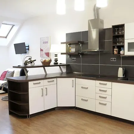 Apartman V Podzámčí Ii.